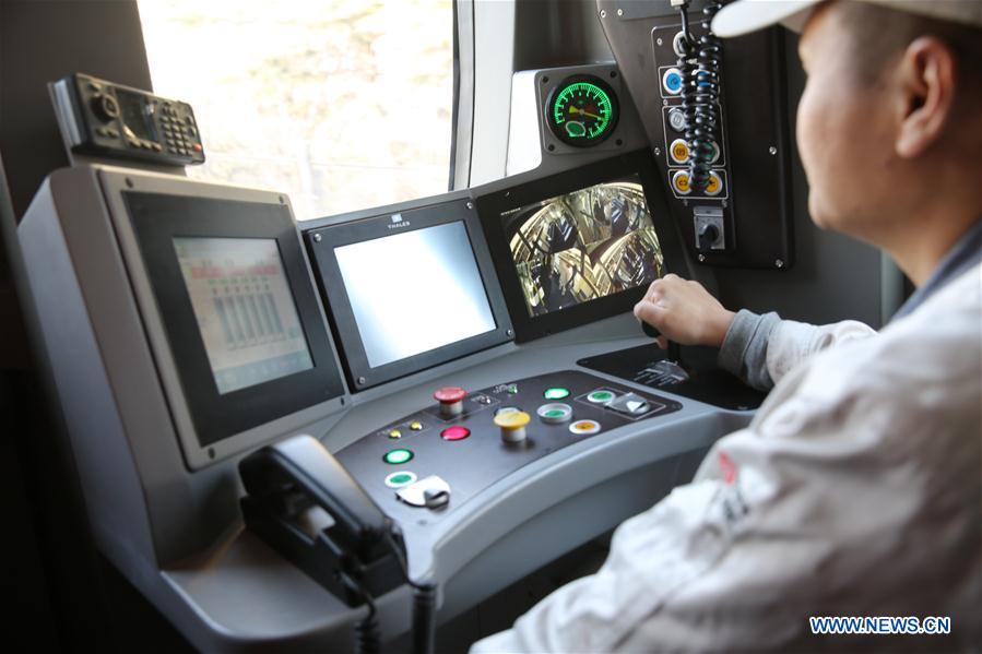 #CHINA-QINGDAO-NEW SUBWAY TRAIN-FIRE SAFETY (CN)