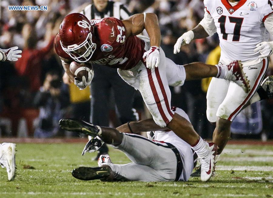 (SP)U.S.-PASADENA-FOOTBALL-ROSE BOWL