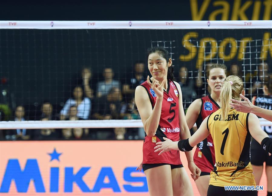 (SP)TURKEY-ISTANBUL-VOLLEYBALL-TURKISH WOMEN LEAGUE-VAKIFBANK VS ECZACIBASI 