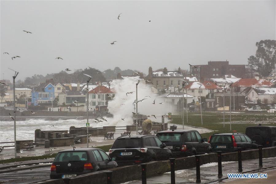 IRELAND-DUBLIN-SNOWSTORM-POSSIBLE FLOODING