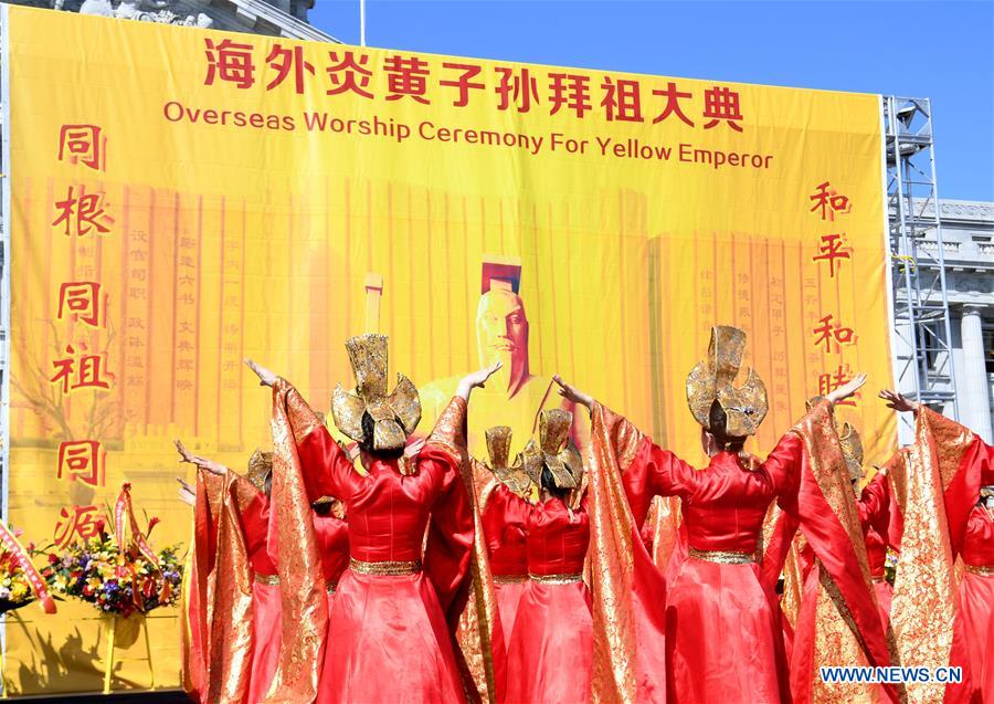 U.S.-SAN FRANCISCO-CHINESE-WORSHIP CEREMONY