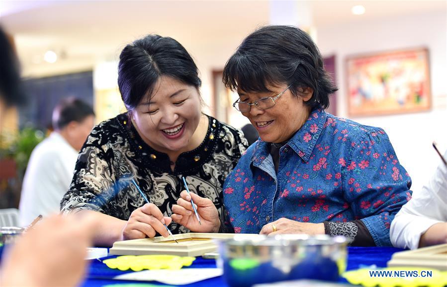 #CHINA-MOTHER'S DAY-CELEBRATION (CN)