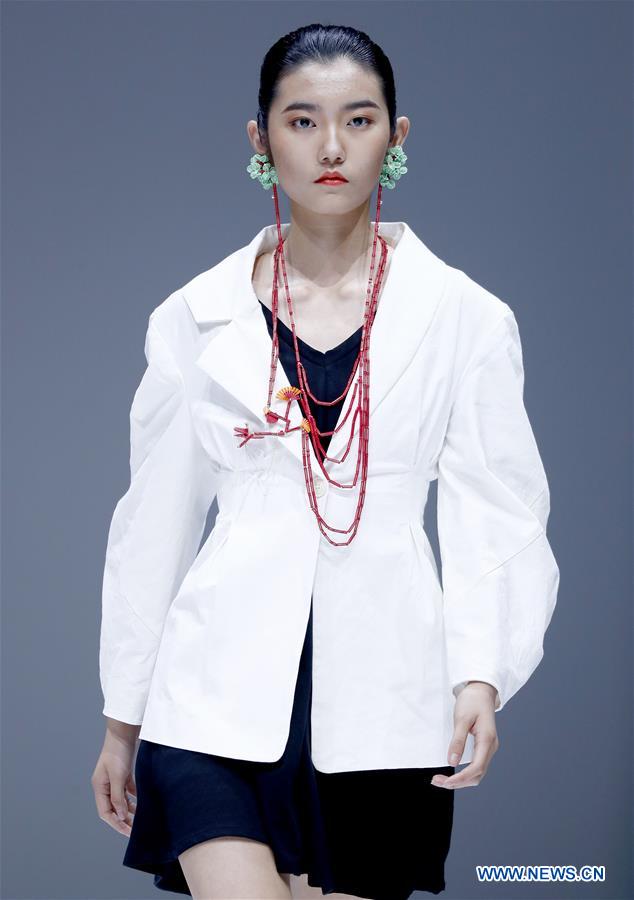 CHINA-BEIJING-GRADUATE FASHION WEEK (CN) 