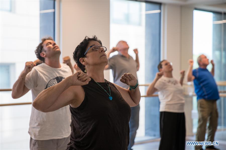 ISRAEL-TEL AVIV-TAI CHI