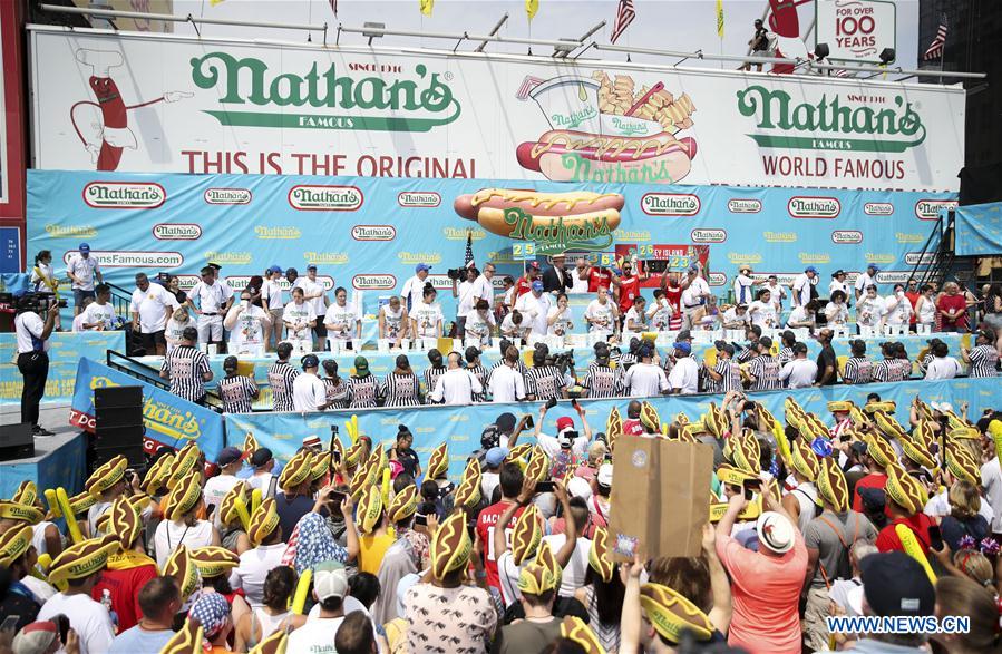 U.S.-NEW YORK-HOT DOG EATING CONTEST