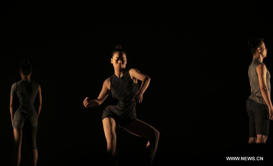 BRITAIN-EDINBURGH-FESTIVAL FRINGE-DANCE-TUTU