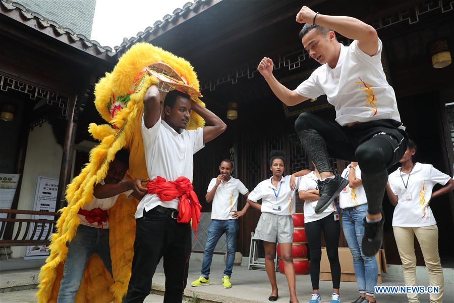 CHINA-ZHEJIANG-CLOTHING MANUFACTURER-ETHIOPIAN WORKERS (CN)