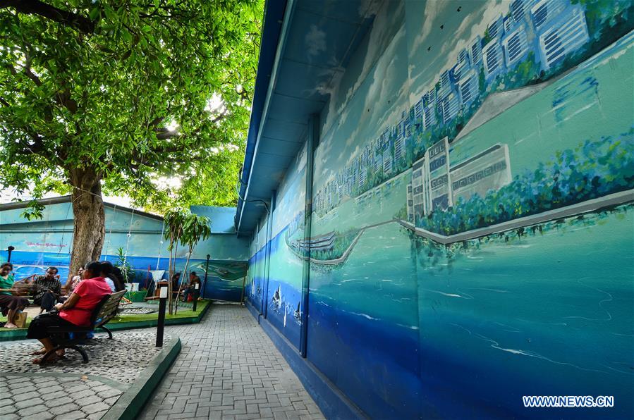 MALDIVES-MALE-CHINA-MALDIVES FRIENDSHIP BRIDGE-PAINTING