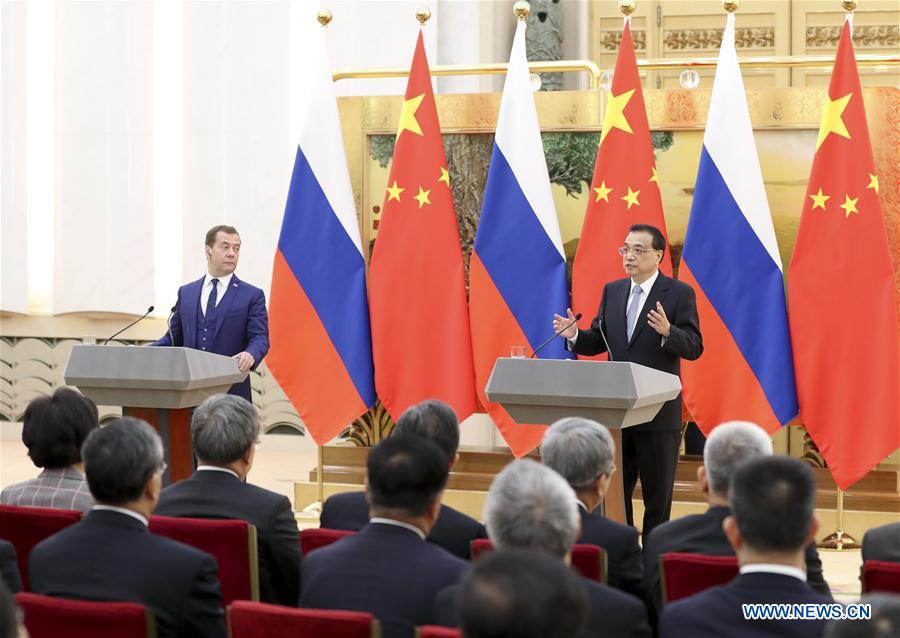 CHINA-BEIJING-LI KEQIANG-RUSSIAN PM-REGULAR MEETING-PRESS (CN)