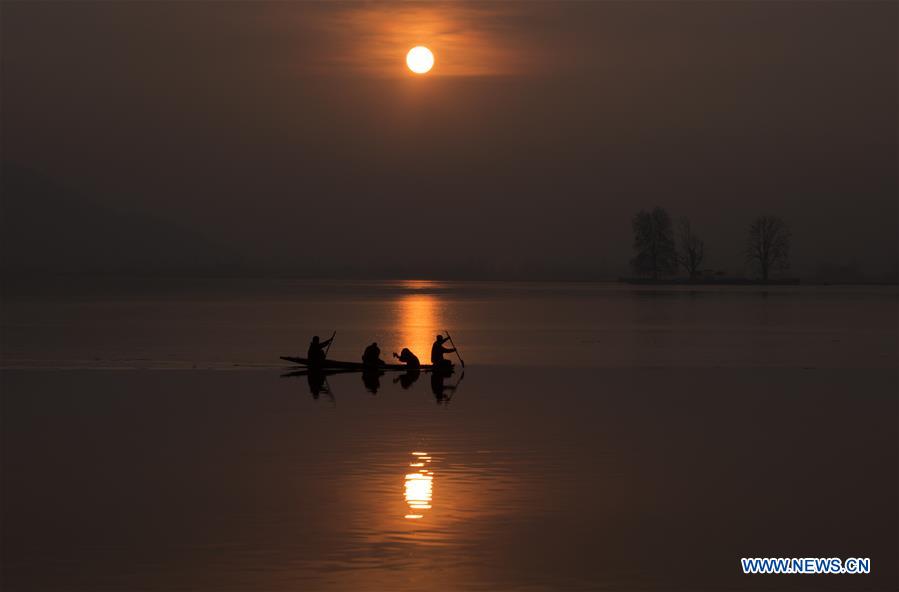 KASHMIR-SRINAGAR-SUNSET