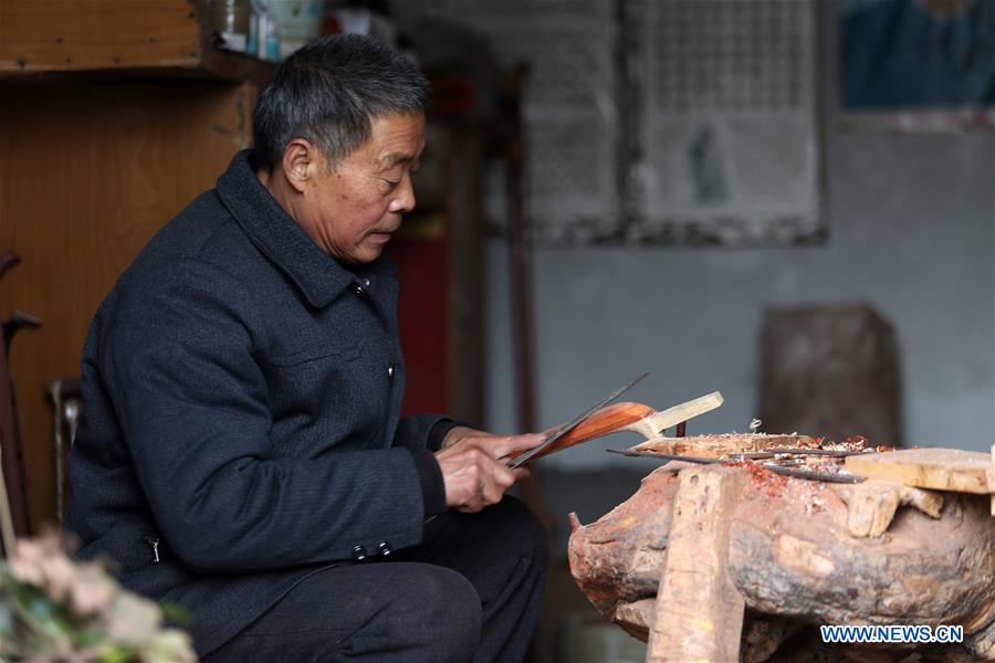 #CHINA-SHANDONG-LINYI-FOLK ERHU MAKER (CN)