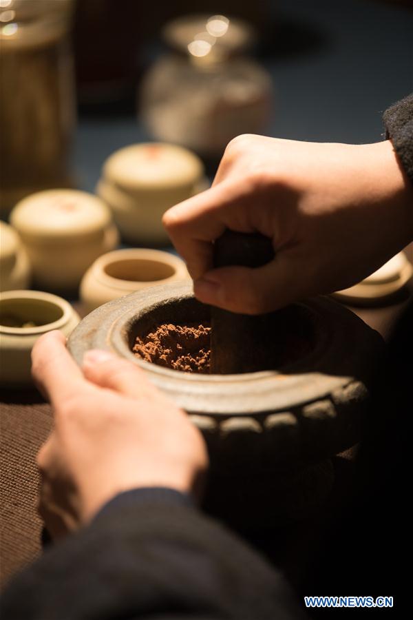 CHINA-ZHEJIANG-HUZHOU-INCENSE MAKER(CN)