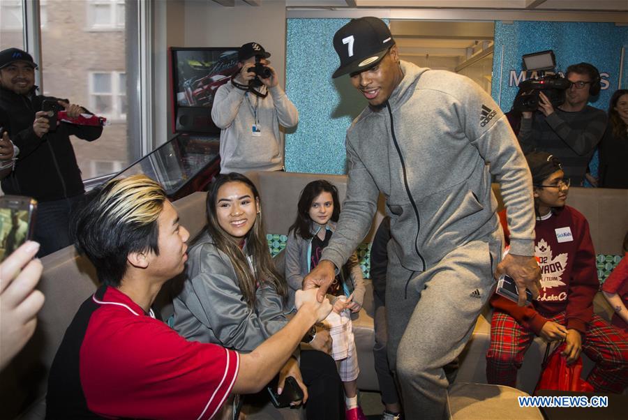 (SP)CANADA-TORONTO-NBA-RAPTORS-HOSPITAL FOR SICK CHILDREN-VISIT