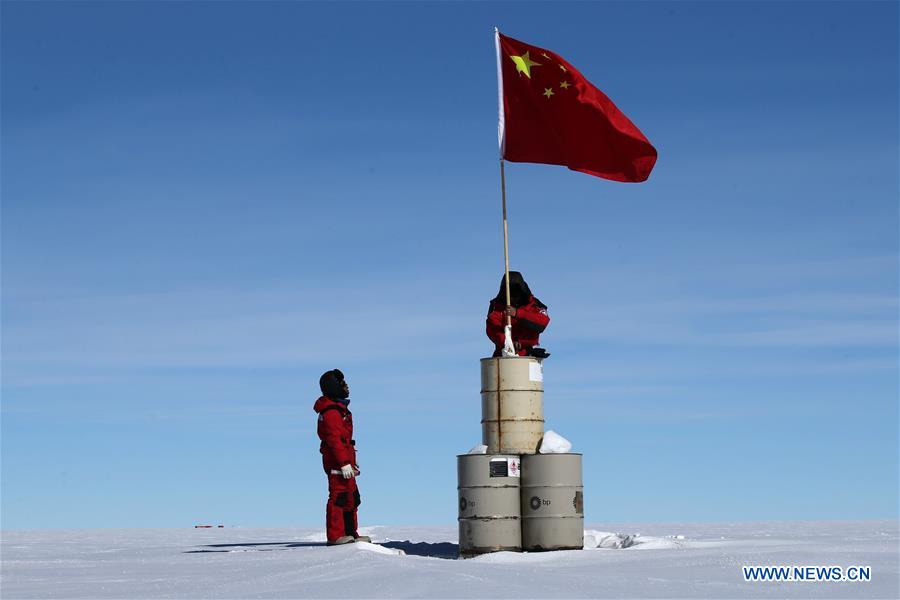 ANTARCTICA-CHINA-EXPEDITION-DOME A