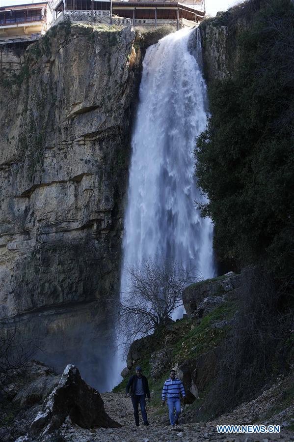 LEBANON-JEZZINE-WATERFALL