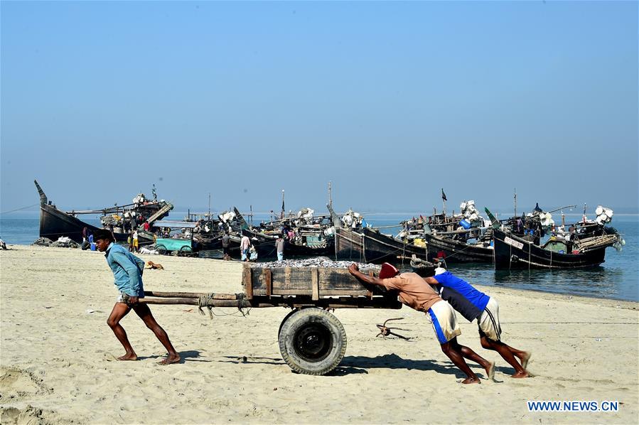 BANGLADESH-COX'S BAZAR-FISHING