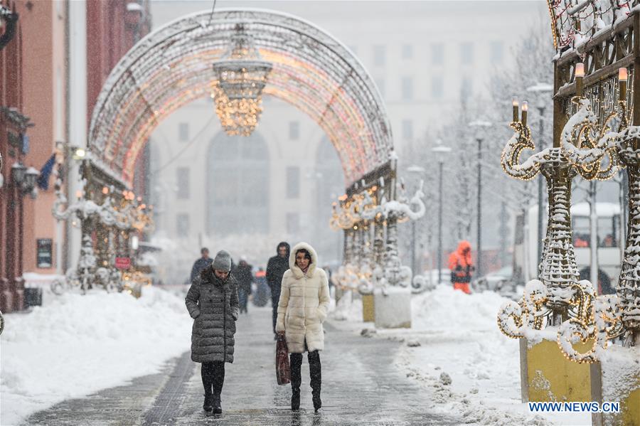 RUSSIA-MOSCOW-SNOWFALL