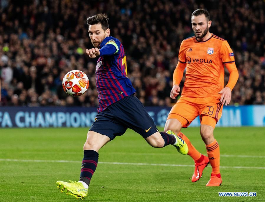 (SP)SPAIN-BARCELONA-SOCCER-UEFA CHAMPIONS LEAGUE-1/8 FINALS-BARCELONA VS LYON