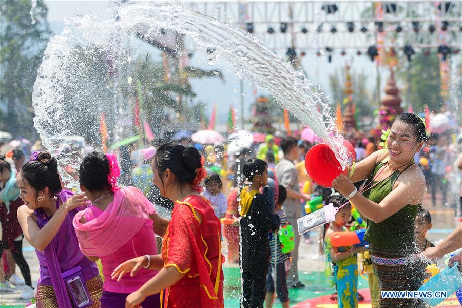 CHINA-YUNNAN-JINGGU-WATER SPLASHING FESTIVAL (CN)