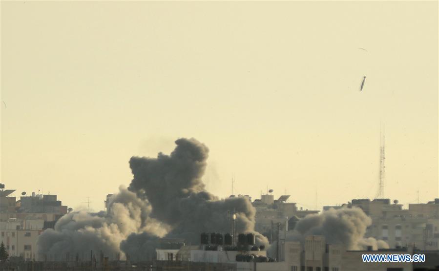 MIDEAST-GAZA-AIRSTRIKES