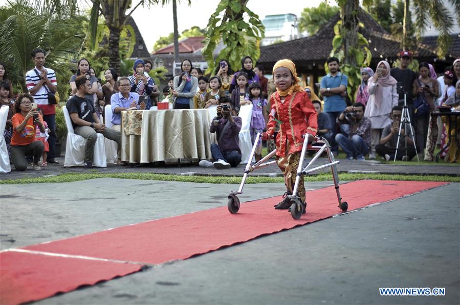 INDONESIA-YOGYAKARTA-FASHION SHOW-DISABLED CHILDREN