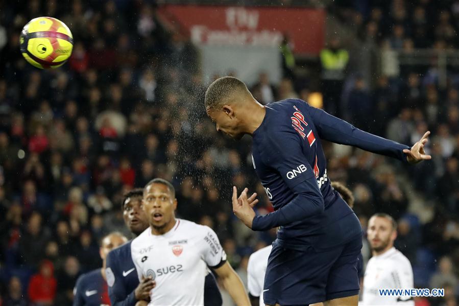 (SP)FRANCE-PARIS-FOOTBALL-FRENCH L1-PSG VS DIJON