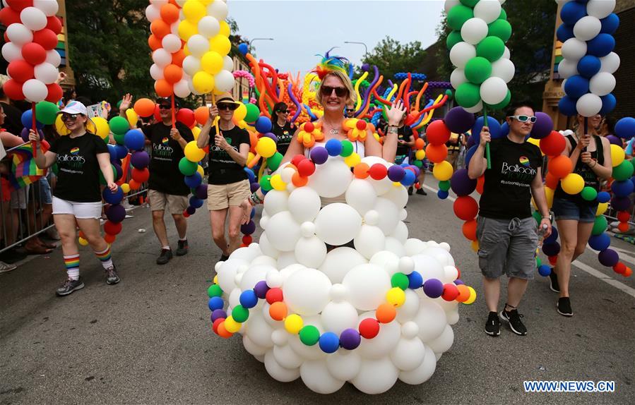 U.S.-CHICAGO-PRIDE PARADE