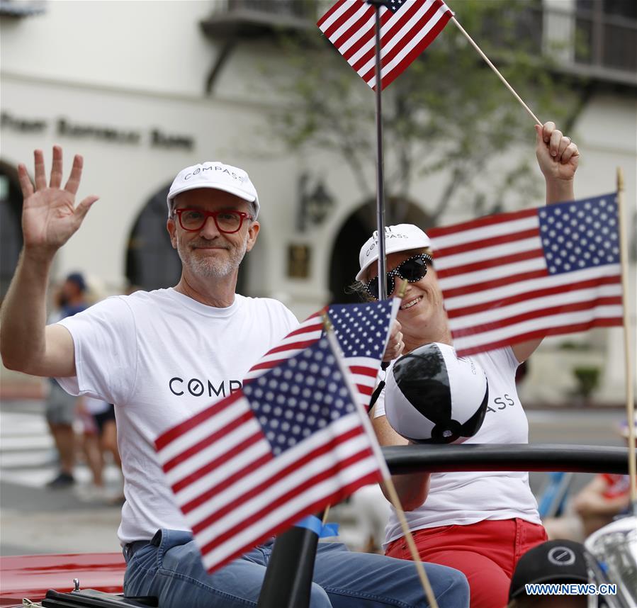 U.S.-SANTA BARBARA-INDEPENDENCE DAY-PARADE