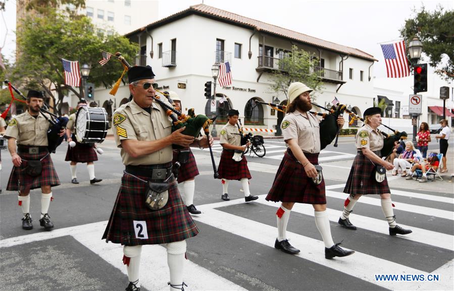 U.S.-SANTA BARBARA-INDEPENDENCE DAY-PARADE