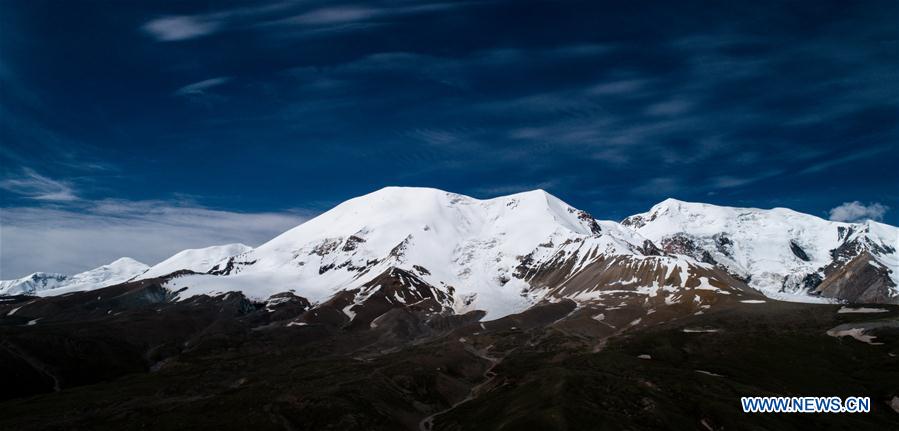 CHINA-QINGHAI-AMNE MACHIN PEAK-SCENERY (CN)