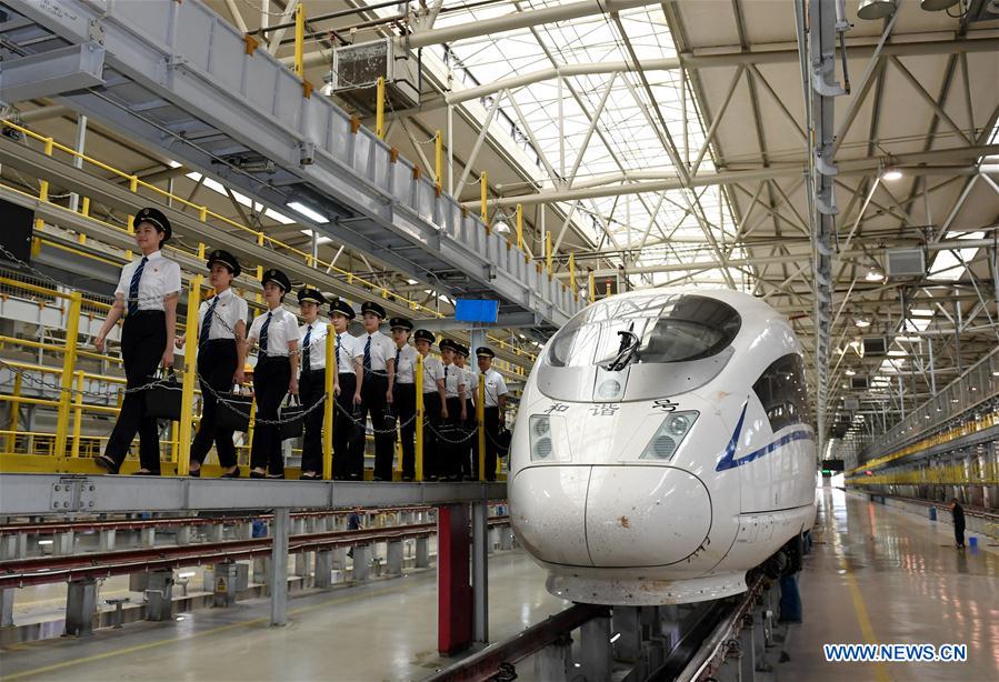 CHINA-SHAANXI-FEMALE BULLET TRAIN DRIVERS (CN)