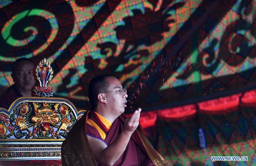 CHINA-TIBET-PANCHEN LAMA-WORSHIP (CN)