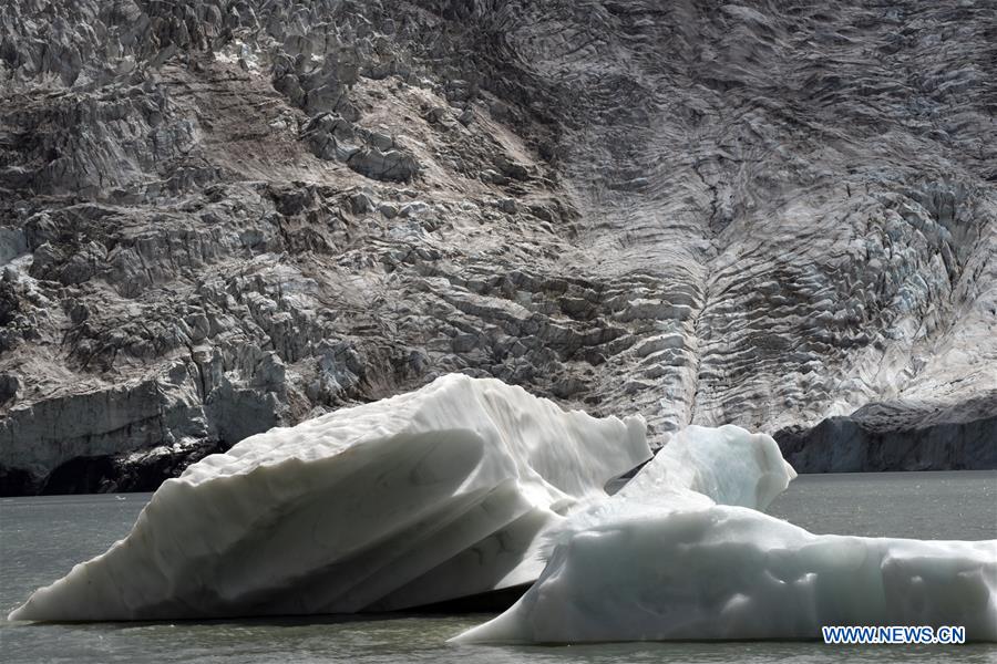 CHINA-TIBET-SNOW MOUNTAIN (CN)