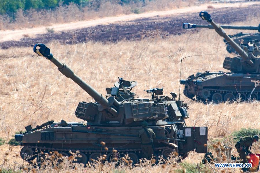 MIDEAST-ISRAEL-LEBANON-ARTILLERY FIRE