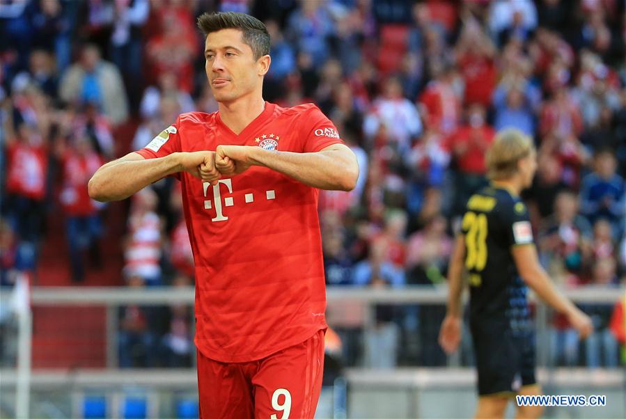 (SP)GERMANY-MUNICH-SOCCER-BUNDESLIGA-BAYERN MUNICH VS KOELN