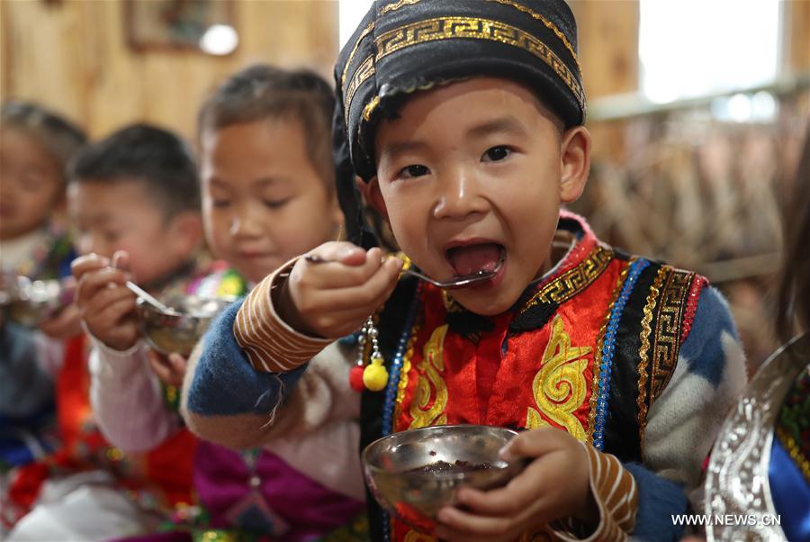 #CHINA-LABA FESTIVAL-PORRIDGE-CHILDREN (CN)