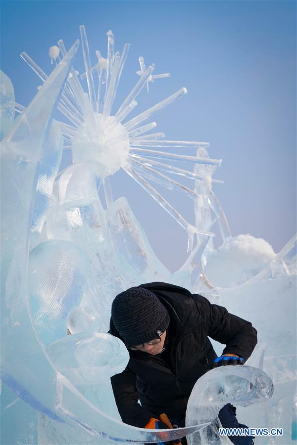 CHINA-HEILONGJIANG-HARBIN-ICE SCULPTURE-CHAMPIONSHIP(CN)