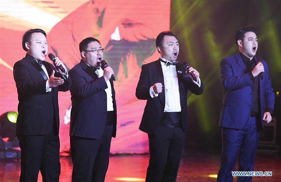 CHINA-CHONGQING-PENGSHUI COUNTY-CHINA OPERA HOUSE-BENEFIT PERFORMANCE (CN)