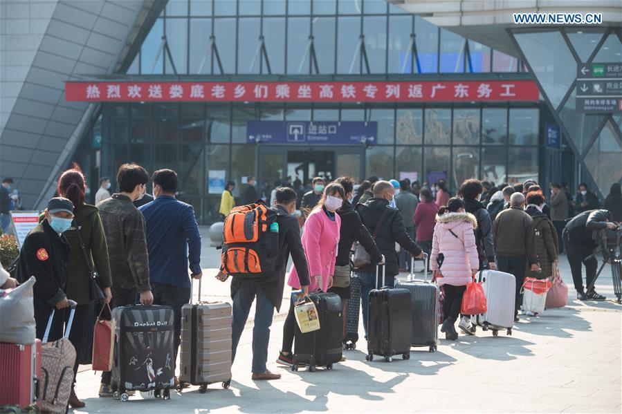 CHINA-HUNAN-SPECIAL TRAIN-RETURNING TO WORK (CN)