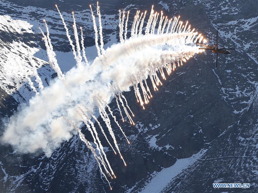 SWITZERLAND-MEIRINGEN-SWISS AIR FORCE-AIR SHOW