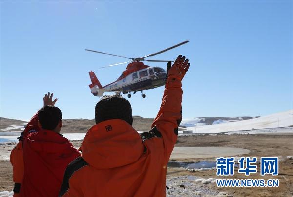 （圖文互動）（2）“雪龍”號搭載南極科考隊抵達(dá)中山站