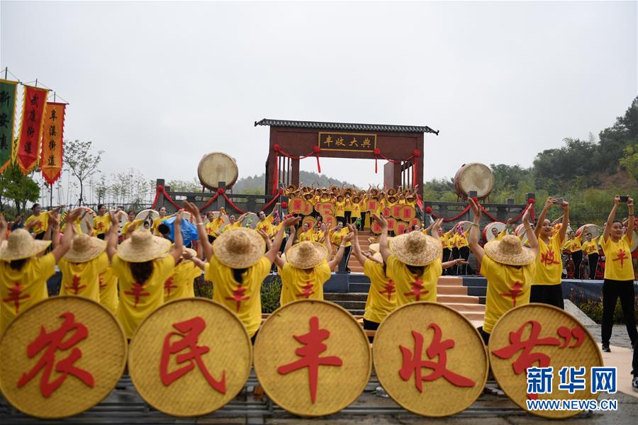 （圖文互動）（9）建設好生態(tài)宜居的美麗鄉(xiāng)村——從“千萬工程”看習近平生態(tài)文明思想的生動實踐和世界回響