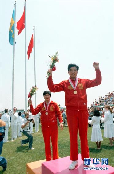 （改革先鋒風(fēng)采·圖文互動）（1）展現(xiàn)團(tuán)結(jié)一致的拼搏精神——記我國首位奧運冠軍許海峰