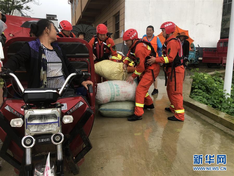 （防汛抗洪·圖文互動）（1）王家壩，你還好嗎？——二探“千里淮河第一閘”開閘后的水中莊臺