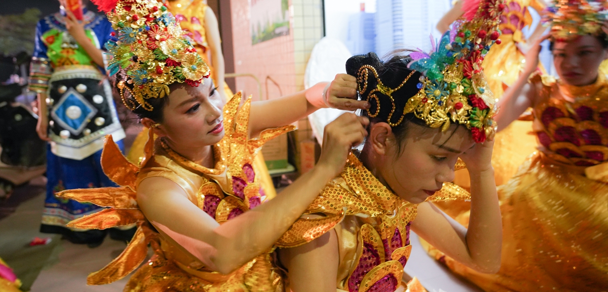 從幼兒園醫(yī)生到藝術(shù)團(tuán)舞者——外來工廖鴻慧在中山幸福忙碌的生活