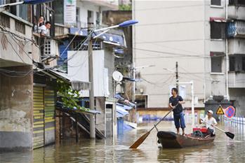 洪水來(lái)時(shí)，那暖心的民間救援