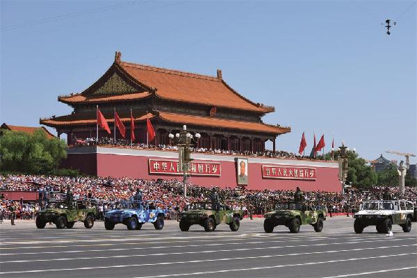 東風(fēng)品牌故事：強(qiáng)軍路上的東風(fēng)軍車(chē)