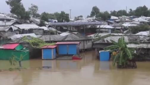 天災(zāi)！暴雨傾盆 孟加拉國難民村30萬人被困